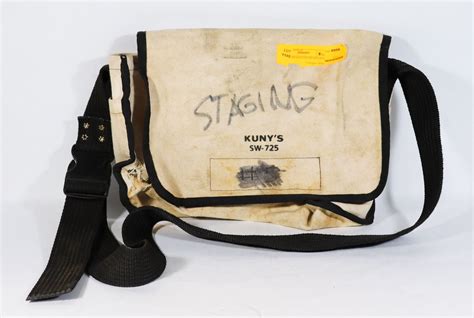 ilustrácia kuny s detailom náprsenky