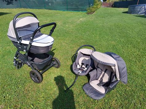 Autosedačka kočíka Cam Dinamico Up s novorodeneckou vložkou