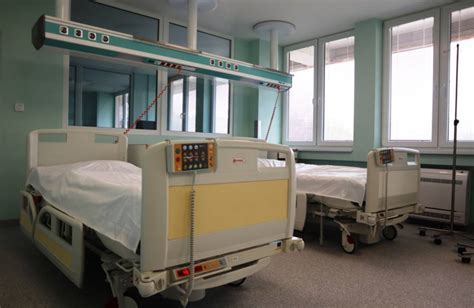 Fotografia nového inkubátora a zrenovovaného oddelenia v Žilinskej nemocnici.