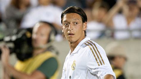 Mesut Özil v drese Werderu Brémy