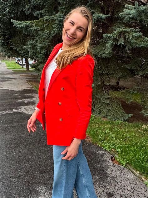 Foto Miloša Biháryho v elegantnom oblečení