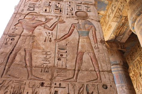 Aktuálna fotografia Dávida Habu so snúbenicou a deťmi