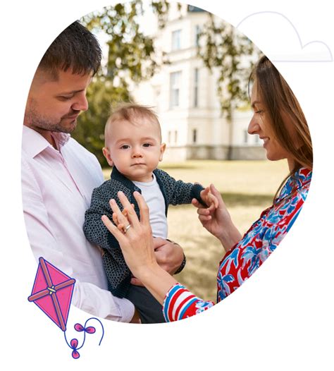 Ilustračná fotografia rodiny, kde sú rodičia s dieťaťom.