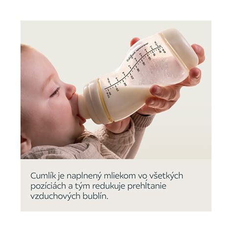 Ilustrácia správnej polohy pri kŕmení dieťaťa z fľaše, s dôrazom na mierne zvýšenú polohu hlavičky