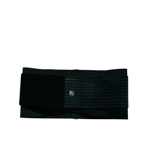 Detail bedrového pásu s perforáciou pre lepšie odvetrávanie