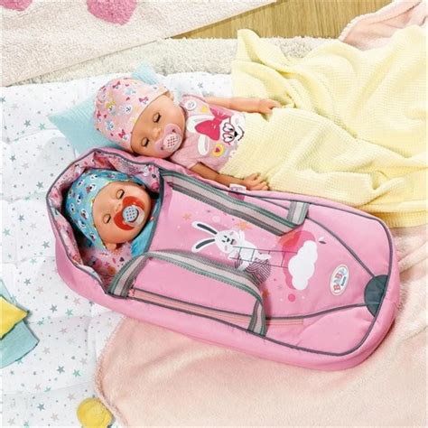 Postieľka pre bábiku BABY born s plyšovými zvieratkami a obojstrannou dekou