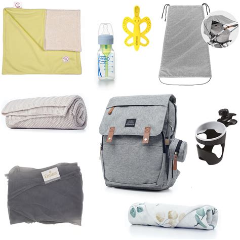 Koláž rôznych doplnkov k detským kočíkom