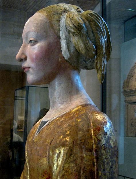 Porovnanie detailov busty z Levoče a busty La Belle Florentine z Louvru