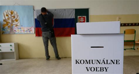 Ilustračná fotografia bábätka zabaleného v mäkkej deke