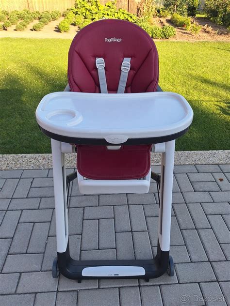 Jedálenská stolička Peg Perego Siesta Follow Me s dôrazom na polohovanie