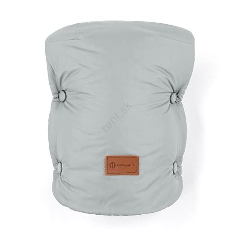 Ilustračná fotografia detského háčkovaného fusaku