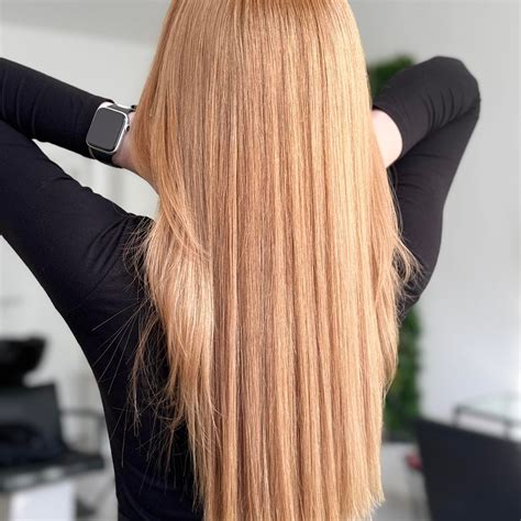 Detail matraca vo vaničke, s dôrazom na jeho hrúbku a pevnosť.