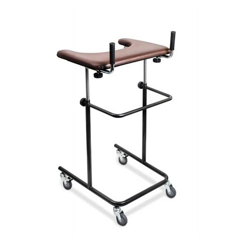 Ukážka rôznych typov nočníkov pre seniorov (štandardný, skladací, s opierkami)