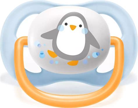 ilustrácia dieťaťa odovzdávajúceho cumlík bábätku