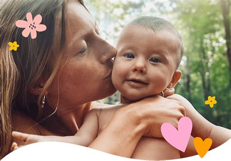 Fotografia matky s novorodencom v náručí, zdôrazňujúca bonding.