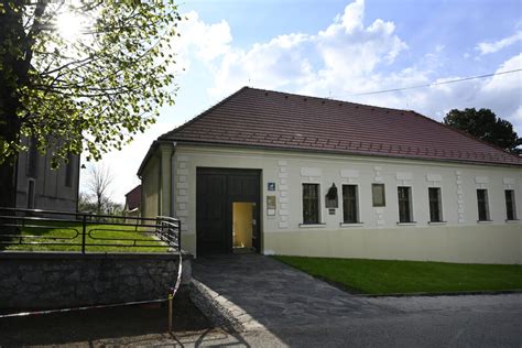 Dobová fotografia rodného domu Milana Rastislava Štefánika v Košariskách