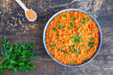 infografika s nutričnými hodnotami červenej šošovice