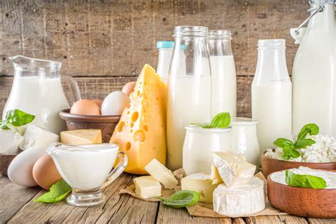 Tabuľka s prehľadom, od ktorého veku možno deťom podávať rôzne mliečne výrobky