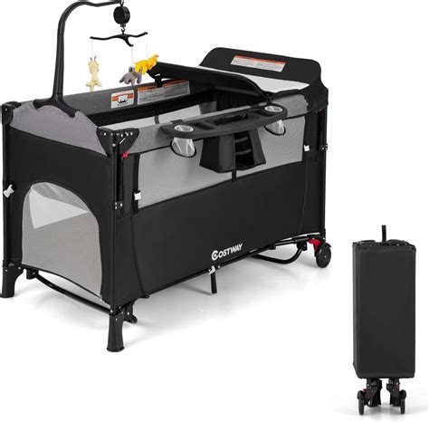 Detailný pohľad na cestovnú postieľku Caretero Grande s prebaľovacím pultom a príslušenstvom