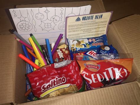 Ilustrácia rôznych typov pomoci - sadenice, školské pomôcky, jedlo