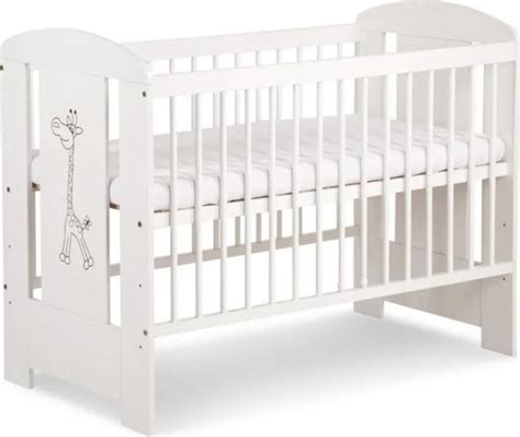 Ilustračná fotografia detskej postieľky Klups Safari Žirafa s aplikáciou žirafy