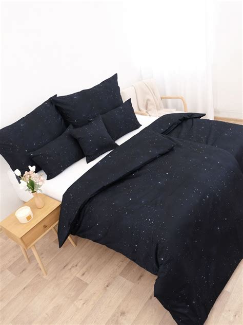 Ilustračná fotografia jasličiek s hviezdnym motívom