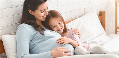 Ilustrácia hormonálnych zmien počas tehotenstva a dojčenia