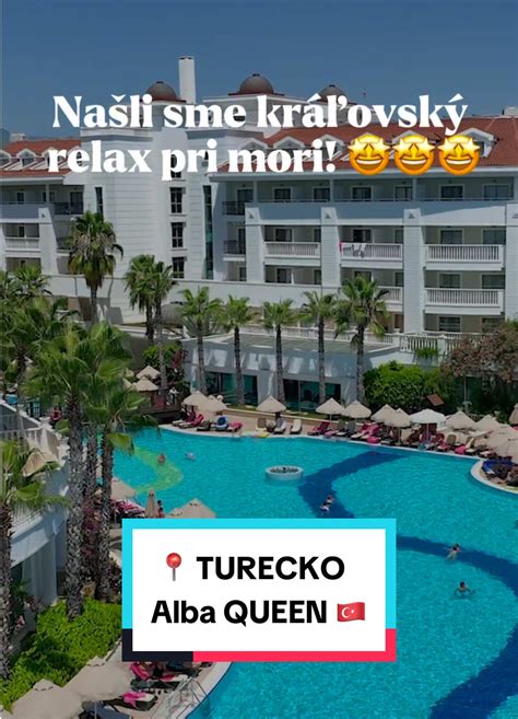 Rodina si užíva dovolenku v Turecku pri mori