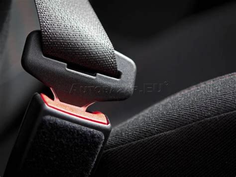 Detail sedadla a bezpečnostných pásov kočíka Baby Design Travel Quick