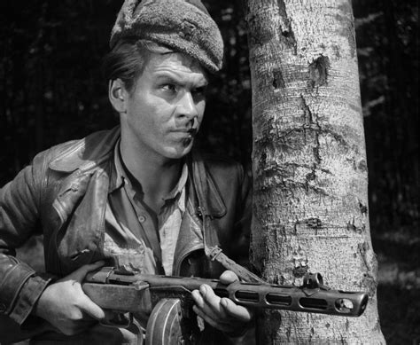 Ukážka z filmu Vlčie diery s Mikulášom Hubom v hlavnej úlohe.