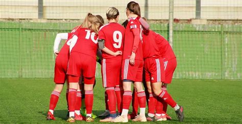 Ilustračná fotografia ženy v rozhodovacom procese