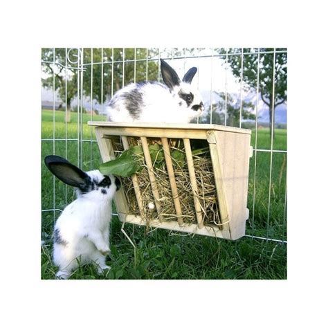 Jasle na seno pre králiky s drevenou mreží a strieškou