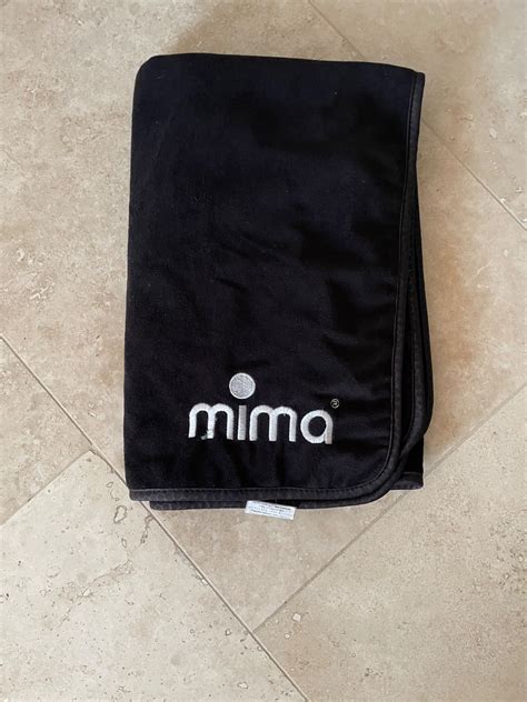 Kolekcia rôznych hlbokých vaničiek a športových častí pre kočíky Mima